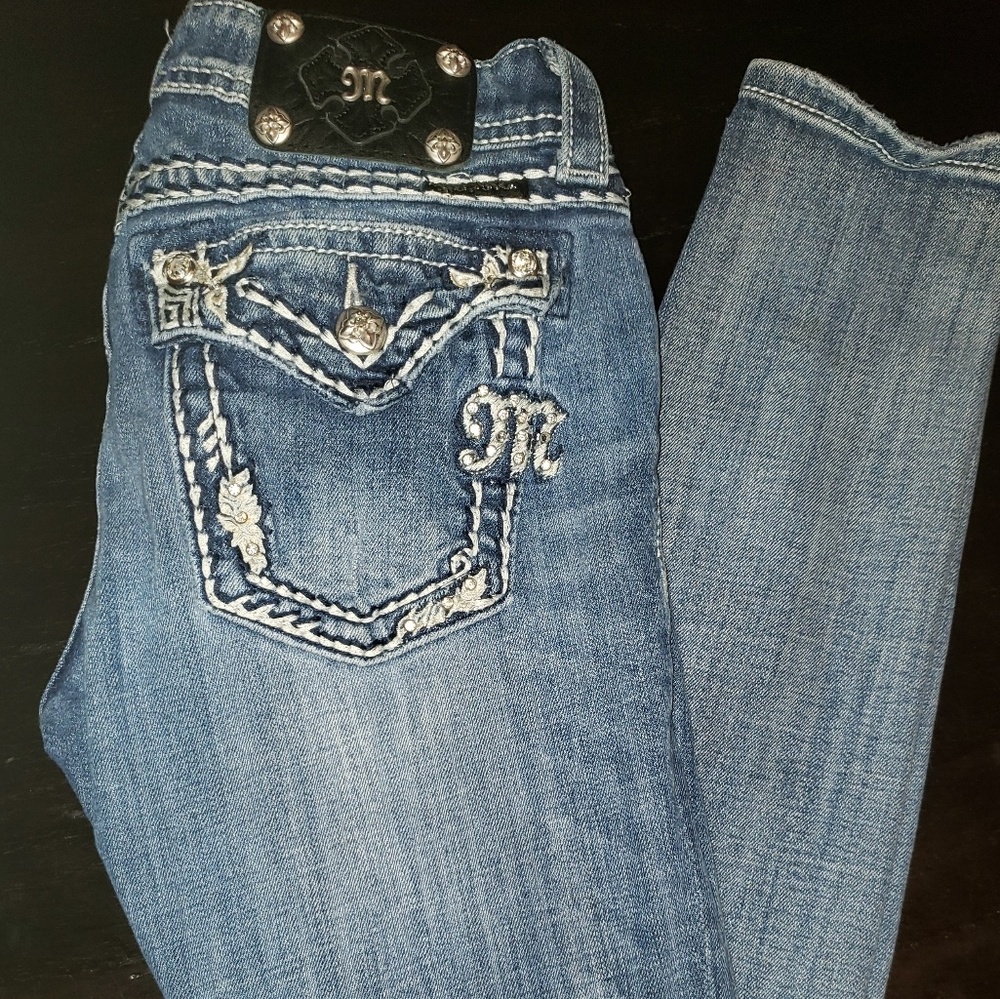 Miss Me Skinny Jeans 27